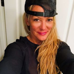 Meet your Posher, Monique